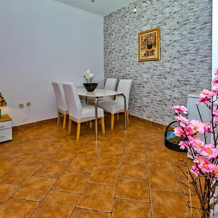 Appartement With A Parking Space Hvar - 5706 *