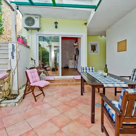 With A Parking Space Hvar - 5706