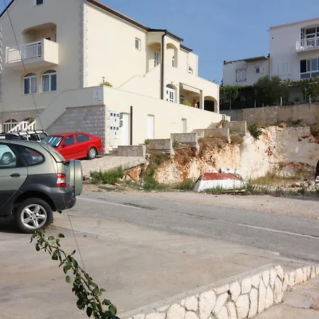 Appartement With A Parking Space Hvar - 5706